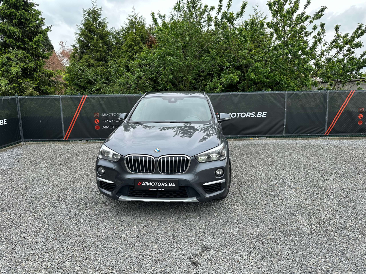 BMW X1 - - - VERKOCHT - - - AUT | LEDER